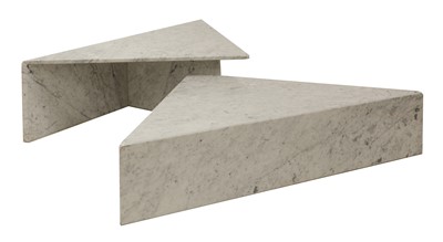 Lot 719 - An Italian marble coffee table
