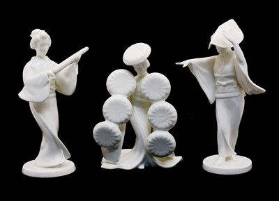 Lot 60 - A Noritake Toki Geisha with parasol porcelain figure