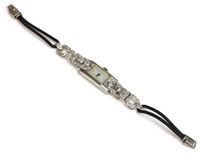 Lot 174 - A ladies' Art Deco diamond set mechanical cocktail watch
