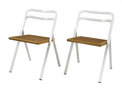 Lot 702 - A pair of folding chairs