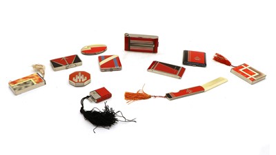 Lot 213 - Nine Art Deco design ladies' compacts