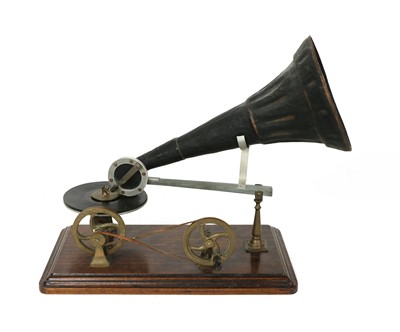 Lot 14 - Emile Berliner - 'Kammer & Rienhardt' - 1889-1893 - Hand Cranked Gramophone