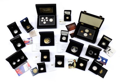 Lot 45 - Coins, Great Britain & World, Elizabeth II (1952-)
