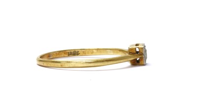 Lot 45 - A gold single stone diamond ring