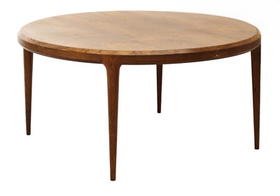 Lot 489 - A rosewood circular coffee table