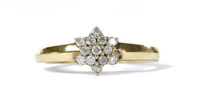Lot 125 - A 9ct gold diamond cluster ring