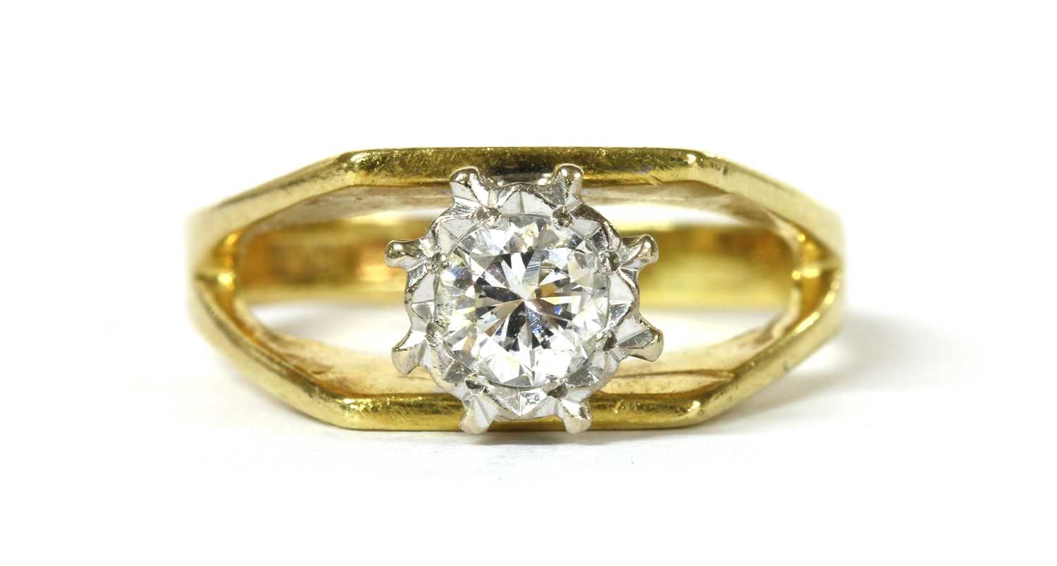 Lot 89 - An 18ct gold single stone diamond ring