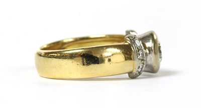 Lot 49 - An 18ct gold diamond ring