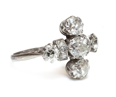 Lot 90 - A five stone diamond cruciform ring