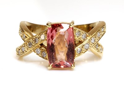Lot 436 - A single stone topaz ring