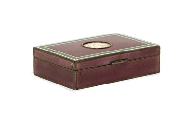 Lot 15 - A small guilloche enamel hinged box
