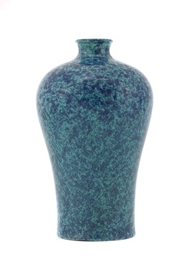 Lot 321 - A Chinese robin's egg-glazed meiping vase