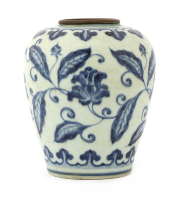 Lot 411 - A Chinese blue and white jar