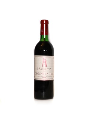 Lot 159 - Chateau Latour, 1er Cru Classe, Pauillac, 1970, (1)