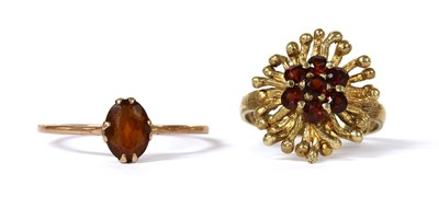 Lot 245 - A 9ct gold garnet cluster ring