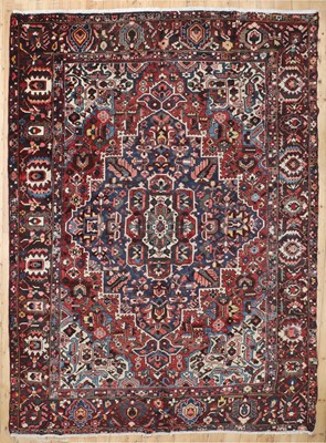 Lot 123 - A Persian Bakhtiari wool carpet