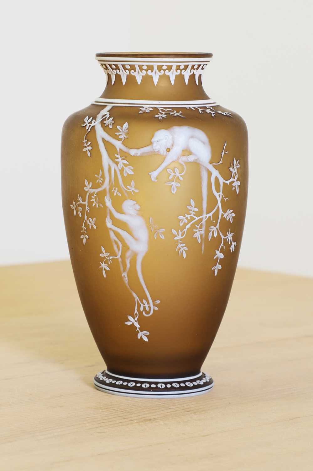 Lot 326 - A Thomas Webb & Sons Gem Cameo glass vase