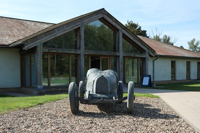 Lot 2 - A Bugatti Type 35 sculpture
