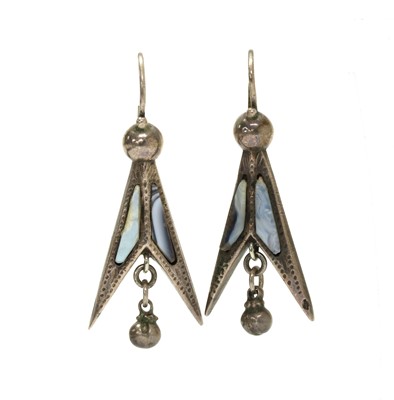 Lot 32 - A pair of silver Scottish hardstone earrings