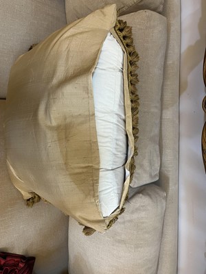 Lot 268 - A group of three Aubusson cushions