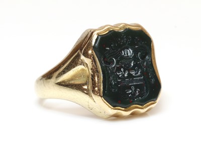 Lot 236 - A bloodstone signet ring