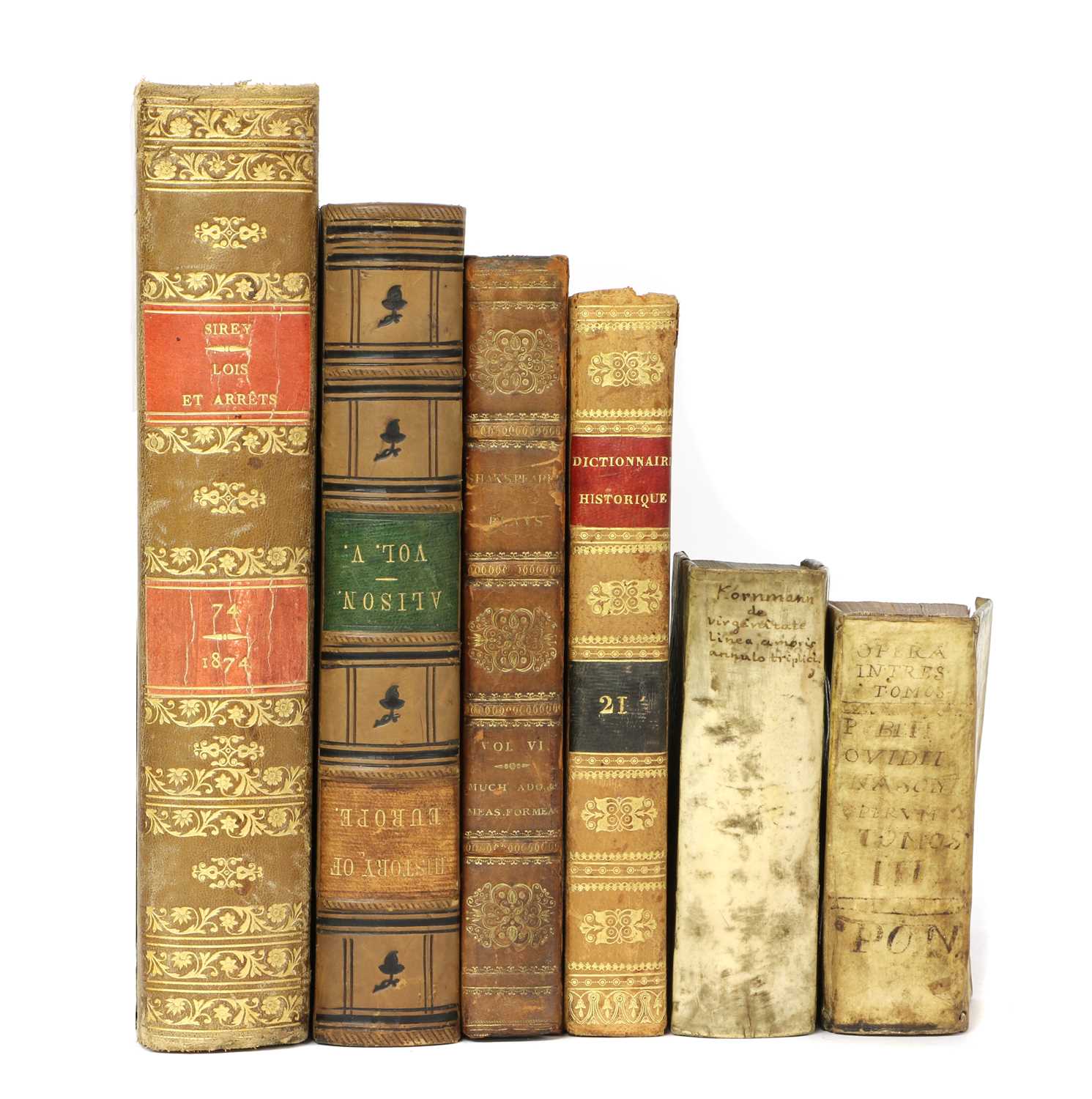 Lot 166 - A large collection of books