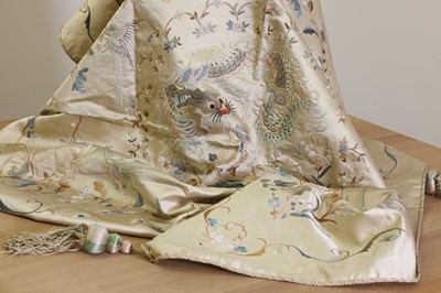 Lot 118 - A Chinese silk panel