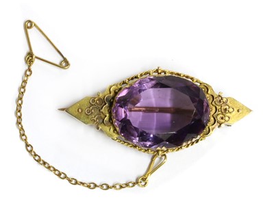 Lot 1018 - A Victorian gold amethyst brooch