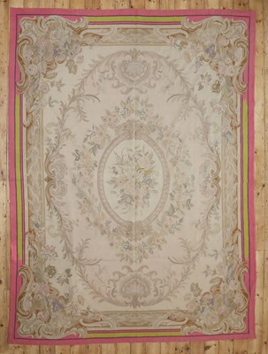 Lot 112 - An Aubusson-style flatweave carpet