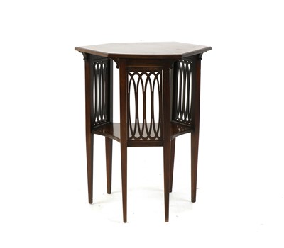 Lot 451 - An Edwardian inlaid mahogany occasional table