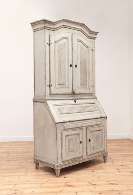 Lot 124 - A Gustavian painted bureau bookcase