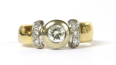 Lot 1096 - An 18ct gold diamond ring