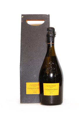 Lot 3 - Veuve Clicquot, Reims, La Grand Dame, 1995, boxed (1)