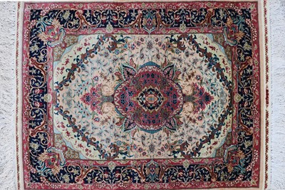 Lot 313 - A Turkish Hereke silk rug