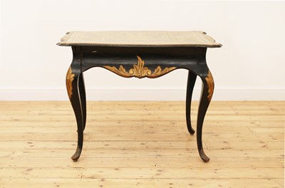 Lot 127 - An Italian centre table