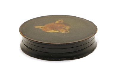 Lot 127 - A Victorian circular papier mache box