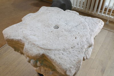 Lot 86 - A Roman marble column capital of the Corinthian order