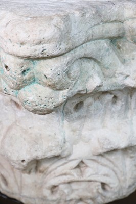 Lot 86 - A Roman marble column capital of the Corinthian order