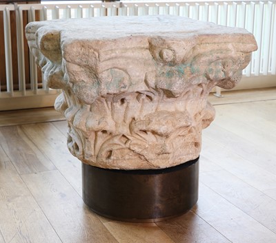 Lot 86 - A Roman marble column capital of the Corinthian order