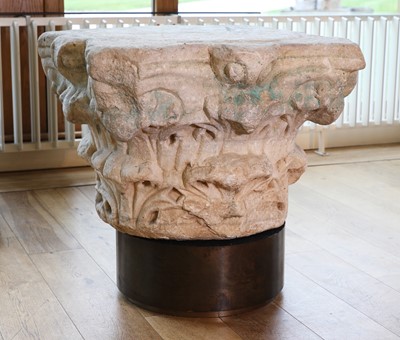 Lot 86 - A Roman marble column capital of the Corinthian order