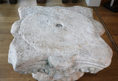 Lot 86 - A Roman marble column capital of the Corinthian order