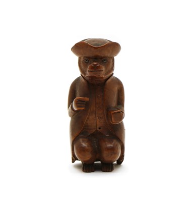 Lot 57 - A treen novelty snuff box