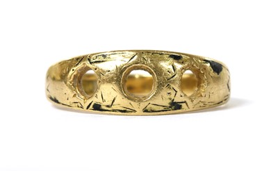 Lot 1012 - A gold three stone vacant ring mount