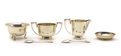 Lot 6 - A collection of silver items