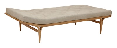 Lot 474 - A Swedish 'Berlin 57' beech daybed
