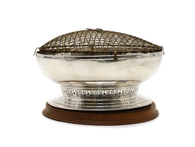 Lot 44 - A silver rose bowl