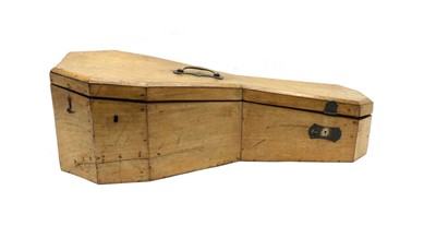 Lot 348 - An early 20th Century Italian bowl back mandolin