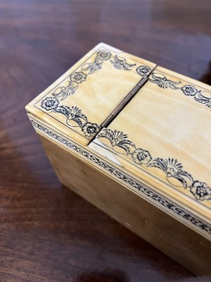 Lot 27 - An Anglo-Indian ivory tea caddy