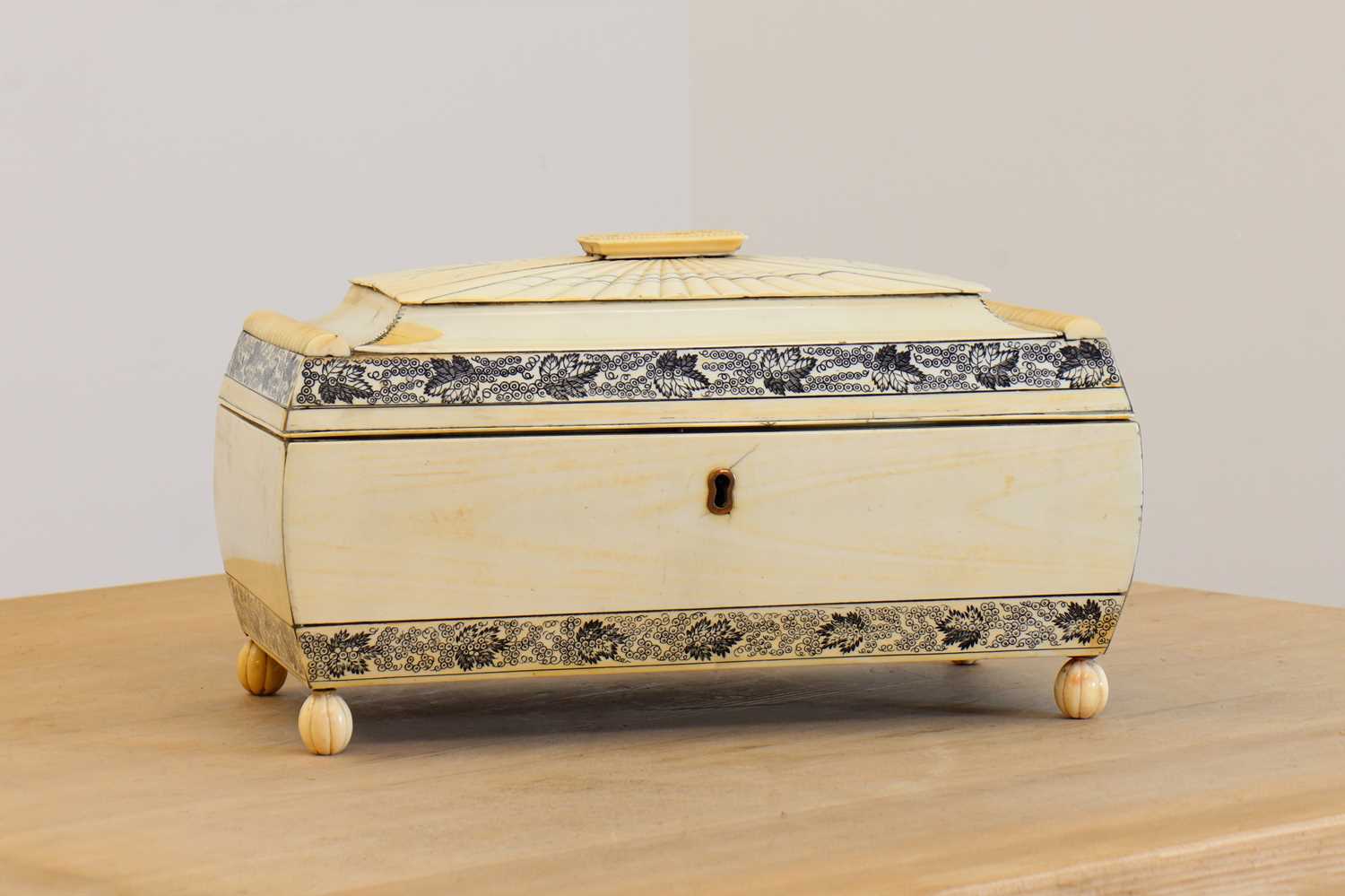 Lot 27 - An Anglo-Indian ivory tea caddy