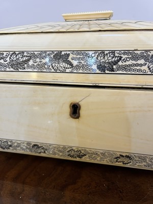 Lot 27 - An Anglo-Indian ivory tea caddy